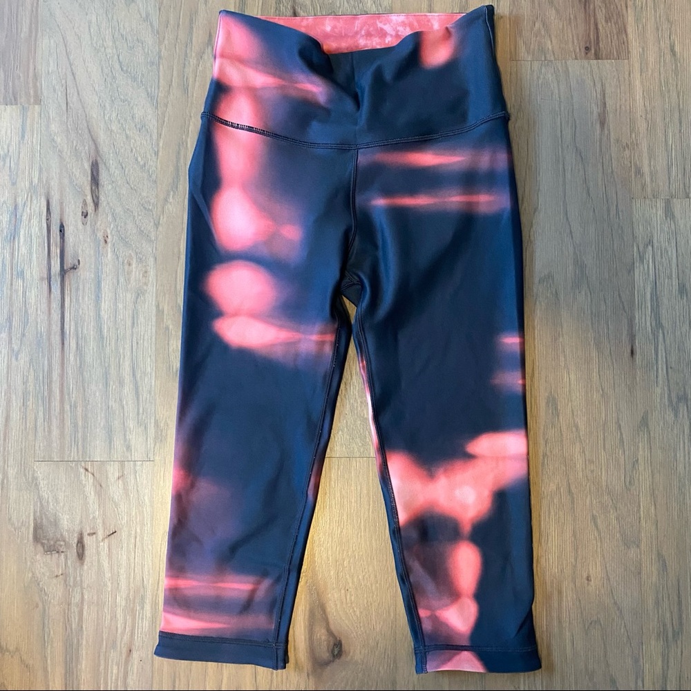 Peloton High Waist Reversible Capri